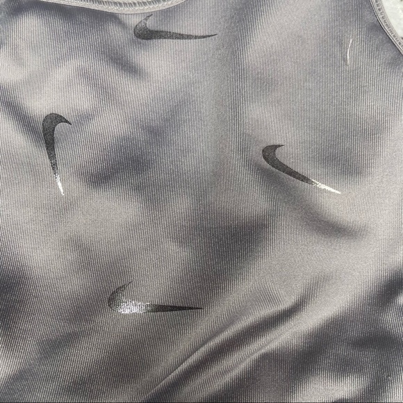 Nike Dri-Fit Sport Bra with Swoosh Size S - Picture 4 of 6